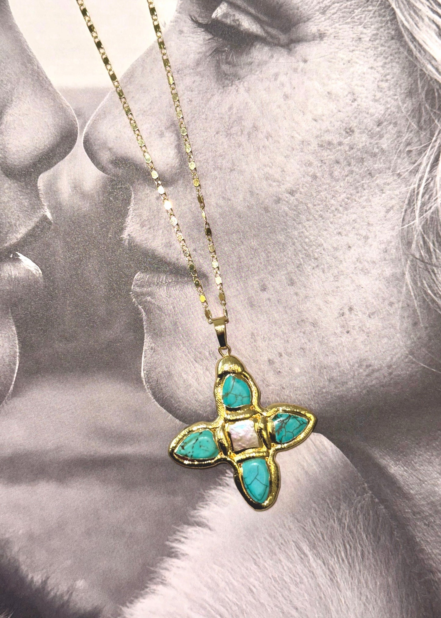 Lou Turquoise Shell Cross Summer Golden Necklace