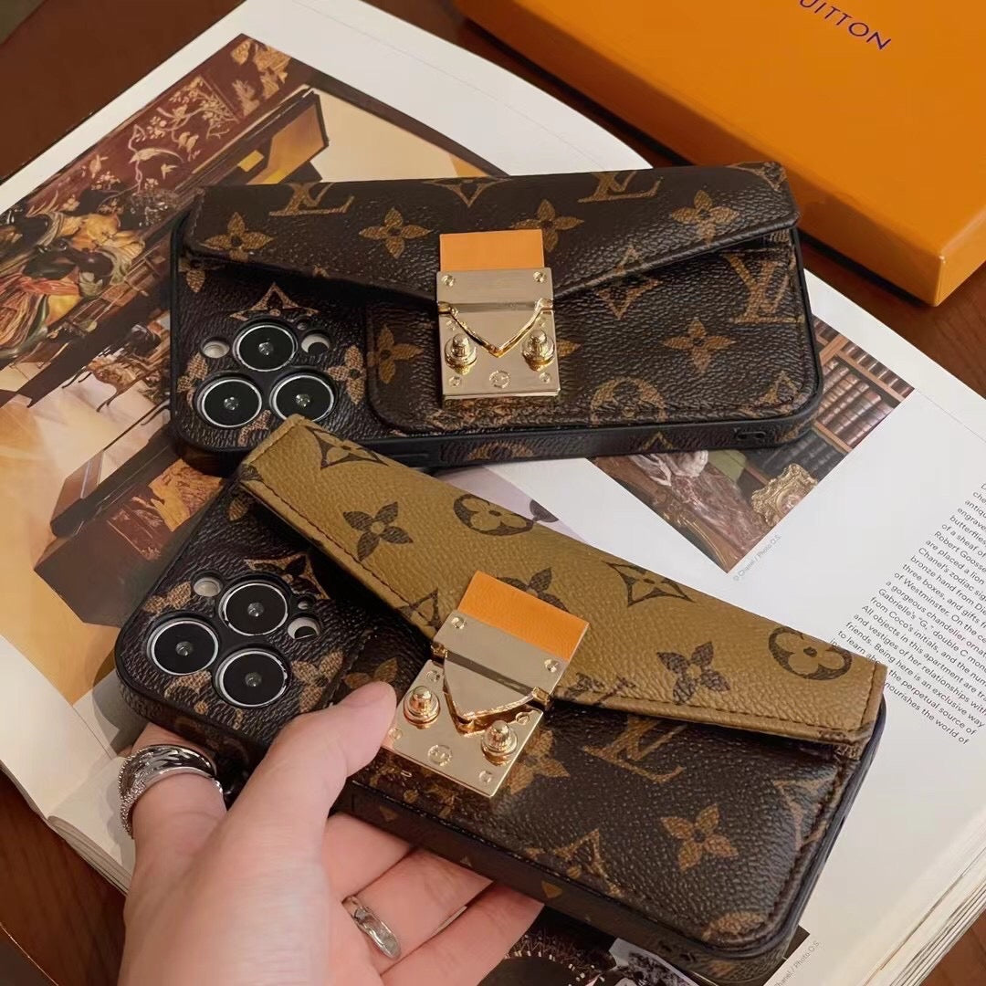 Brown Chain Phone Case