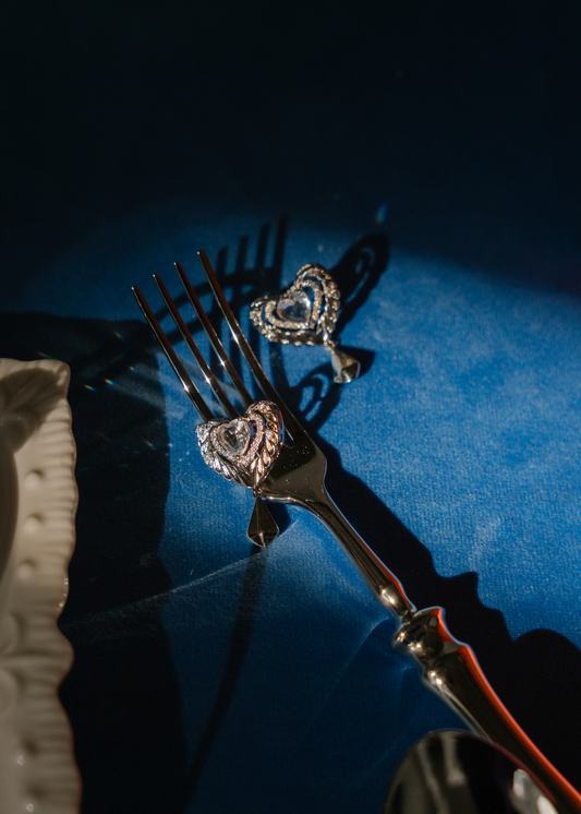 Kate Glitzernde Herzperlenohrringe