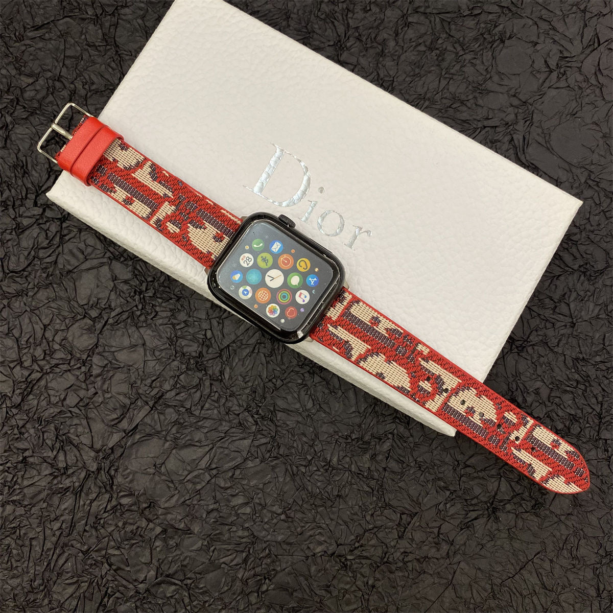 Cinturini per Apple Watch con lettere alla moda