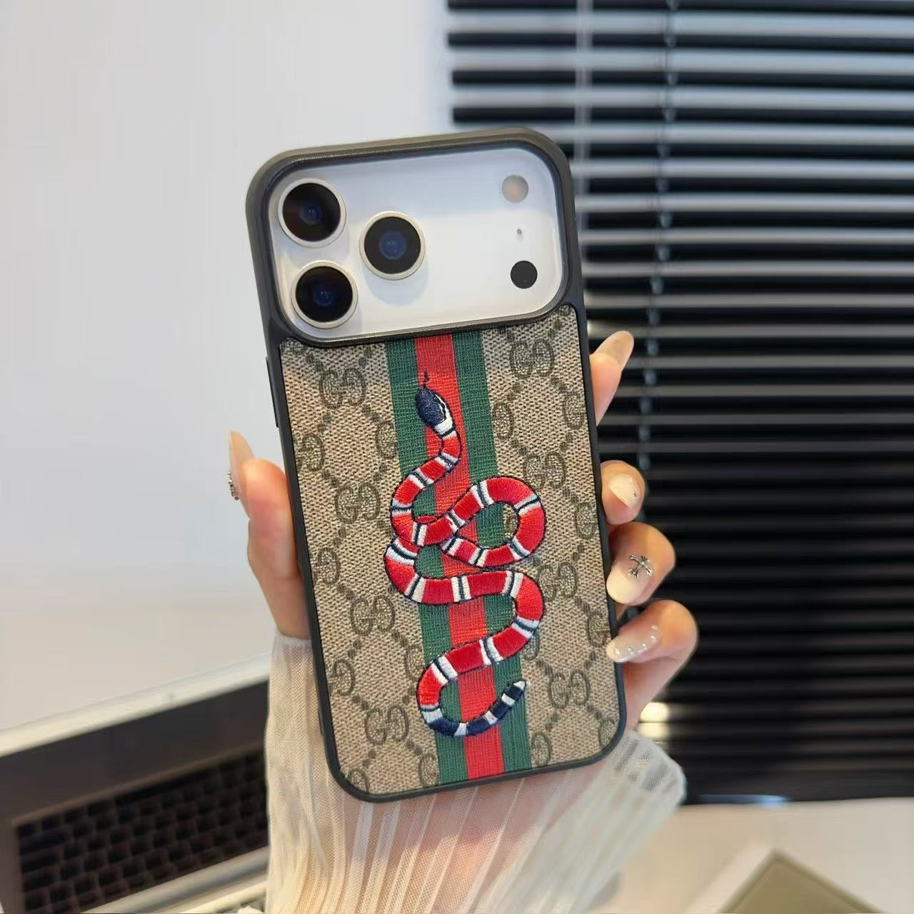 Embroidery Pattern Galaxy Phone Case For Samsung