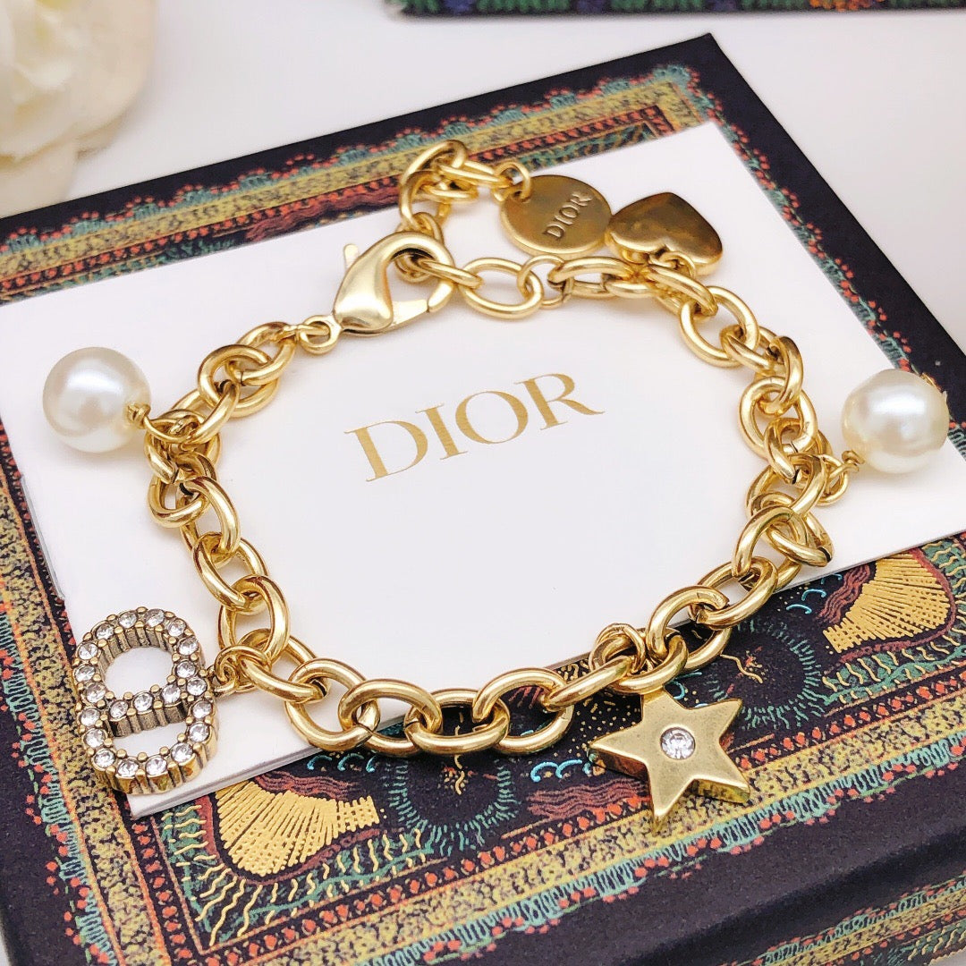 Pearl Chain Bracelet