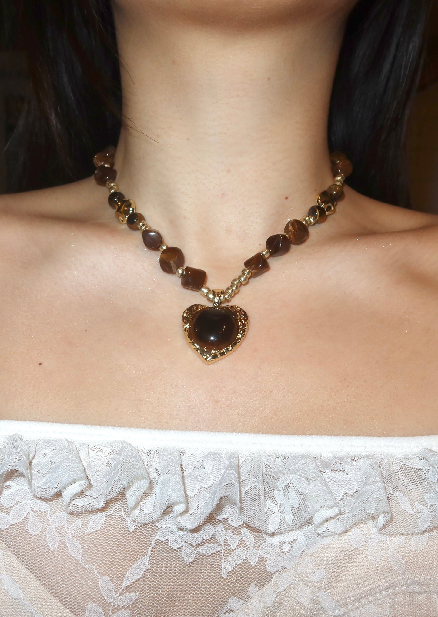 Collana in pietra marrone con occhio di tigre dorato Manuelle
