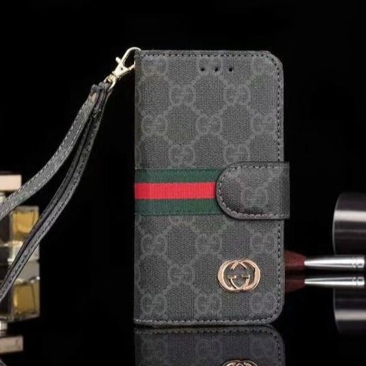 Custodia in pelle nera per iPhone