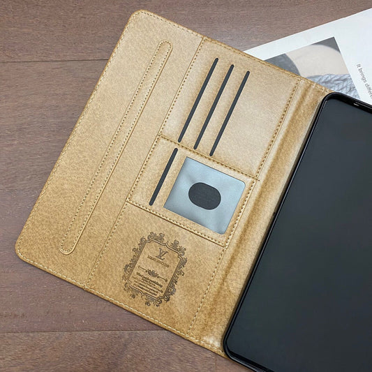 Trendy iPad-Hülle mit geprägtem Design