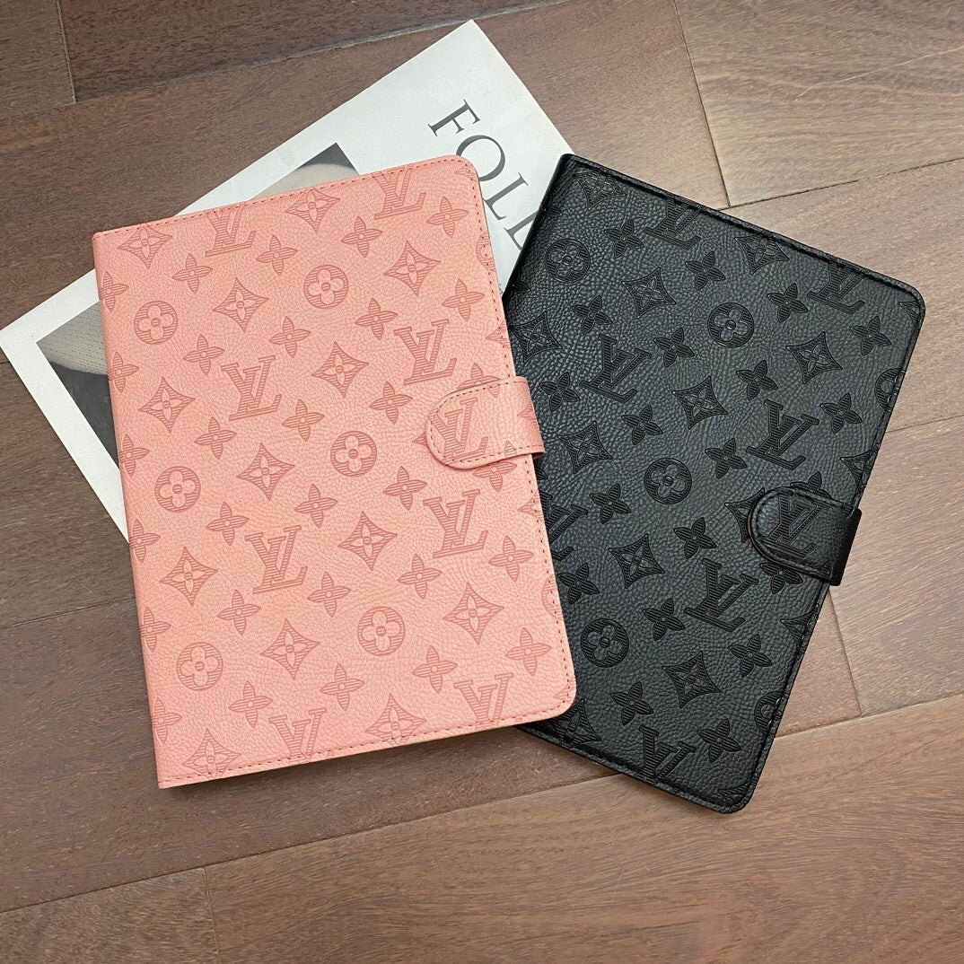 Klassische iPad-Hülle mit geprägtem Design