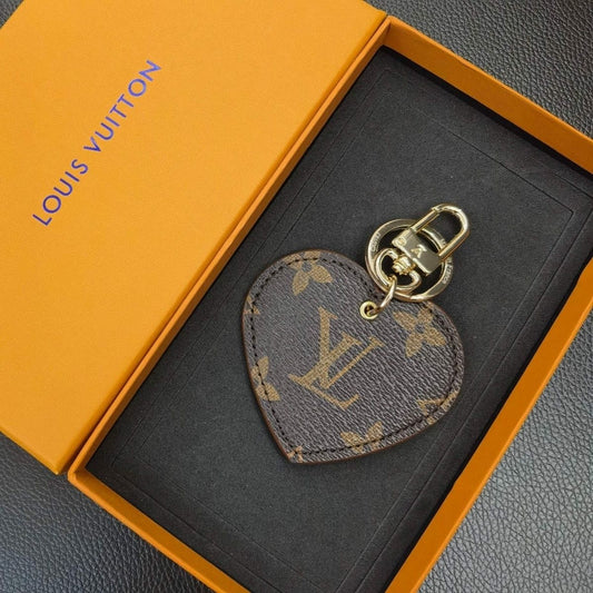 Niedlicher Schlüsselanhänger in Herzform