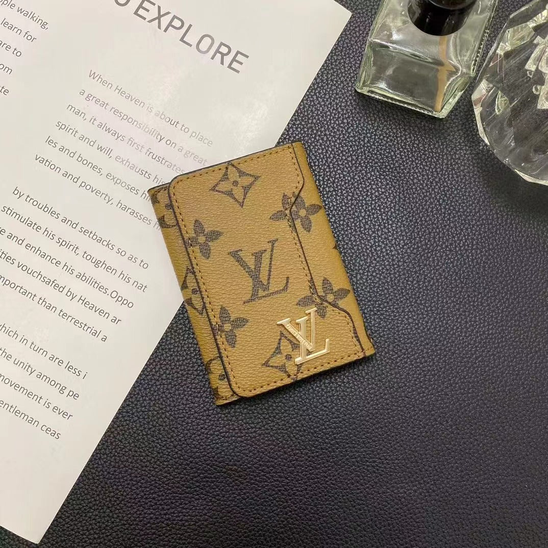 Portafoglio classico pieghevole alla moda