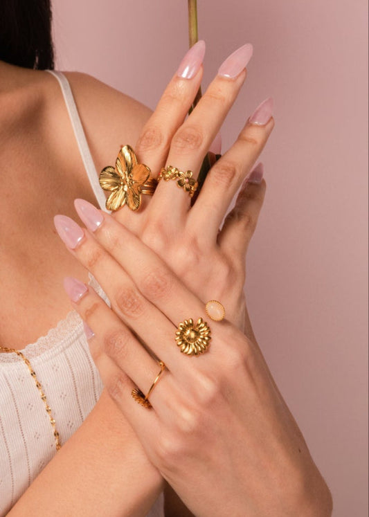 Anello Todd Daisy Flower con opale rosa dorato