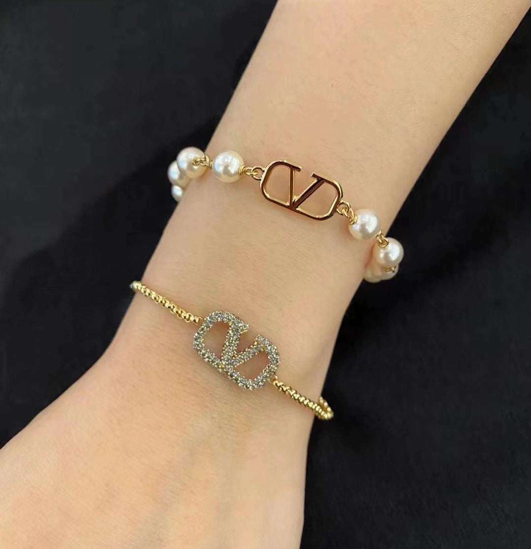 Fashion Pearl Bracelet