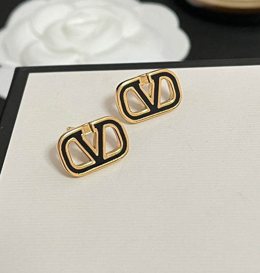 Fashionable Hollow Earrings