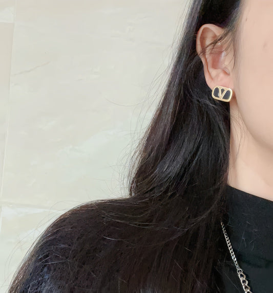 Stylish Simple Earrings