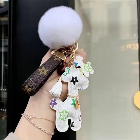 Grazioso ciondolo a forma di catena a palline