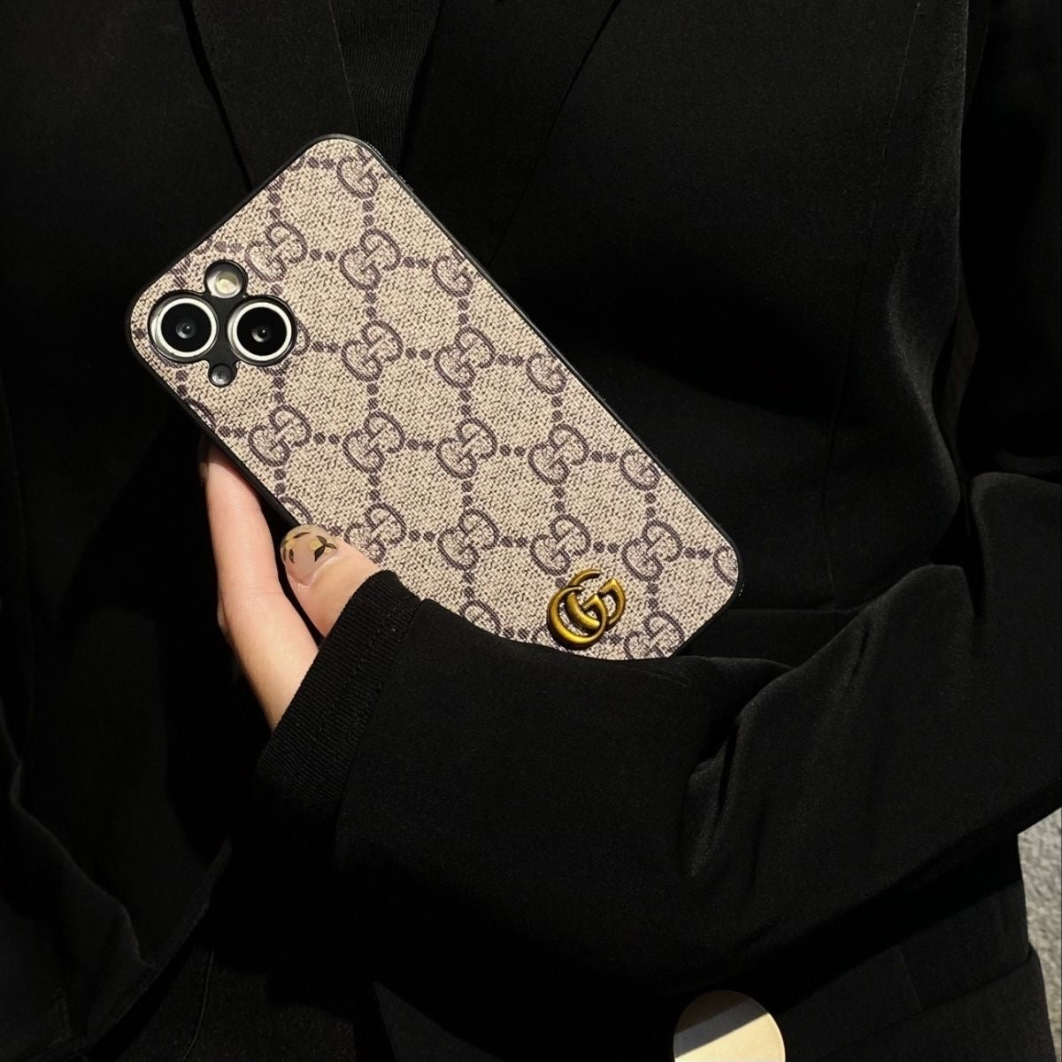 Gray G Fashion Trend iPhone Case - ERPOQ