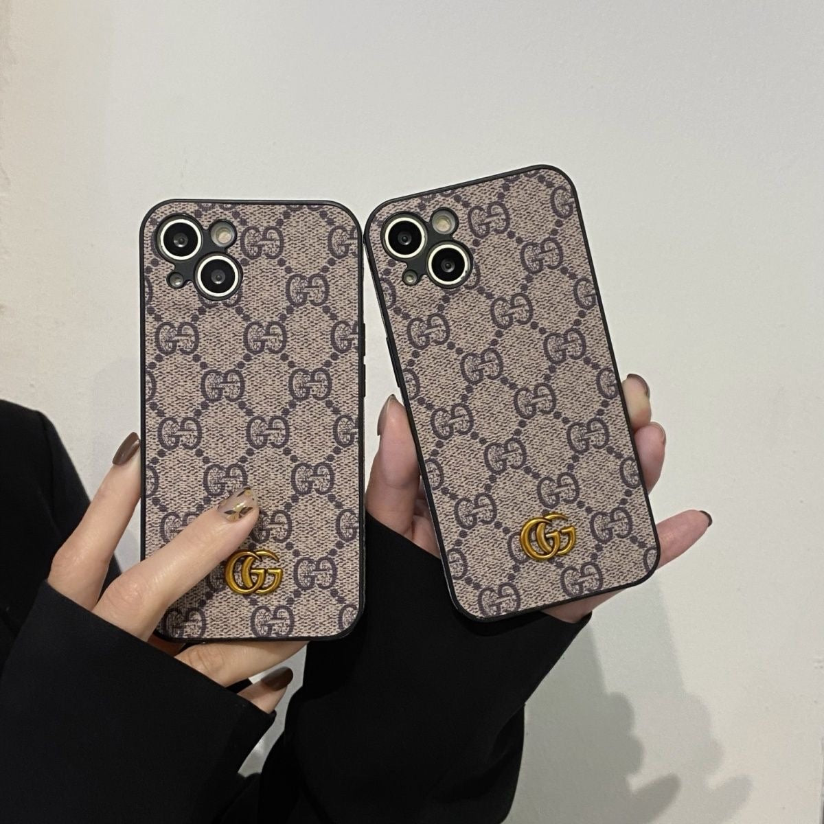Gray G Fashion Trend iPhone Case - ERPOQ