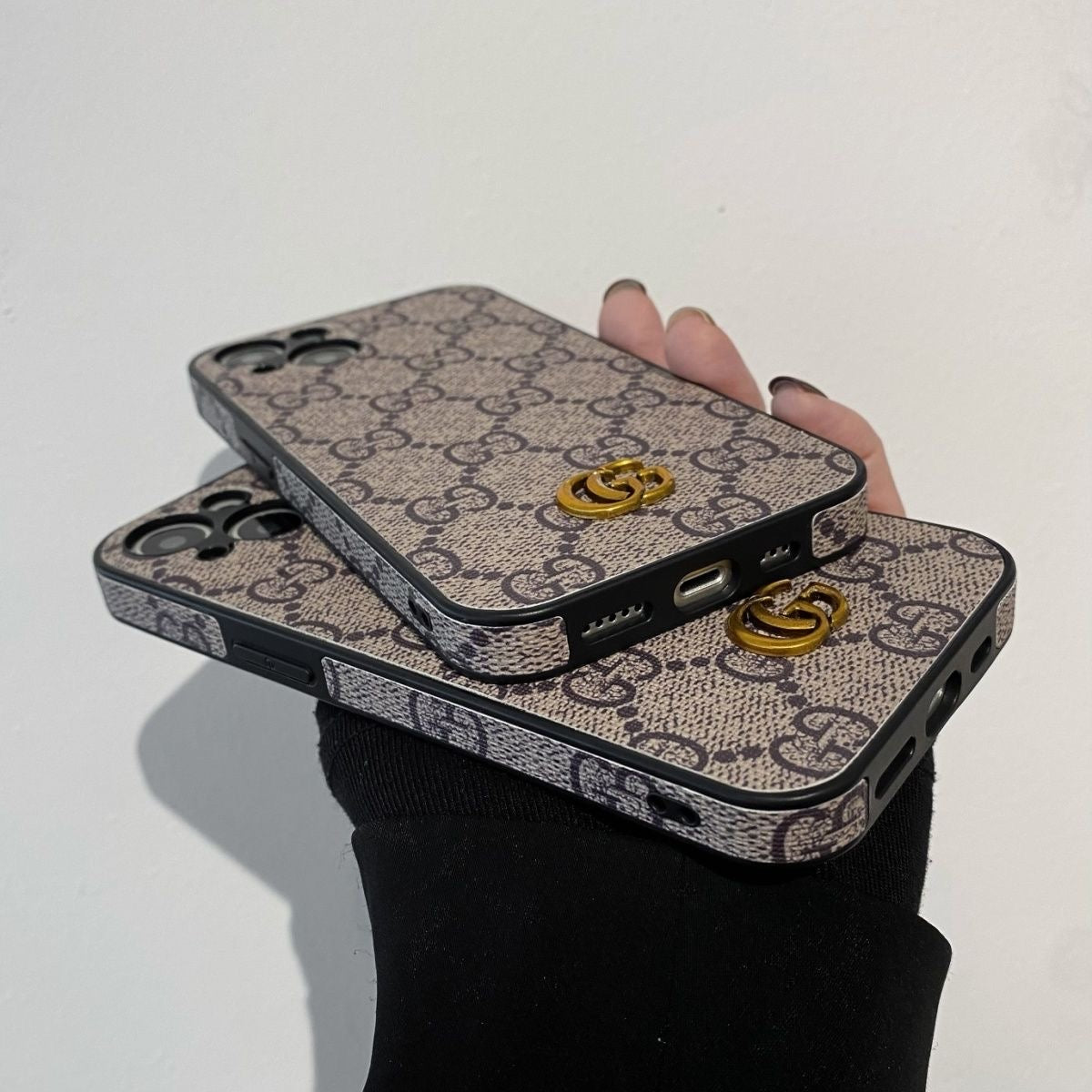 Gray G Fashion Trend iPhone Case - ERPOQ