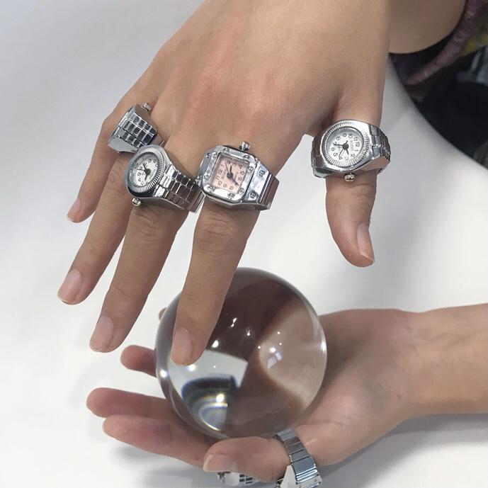 „Watch Me“ 2000er-Uhrenring