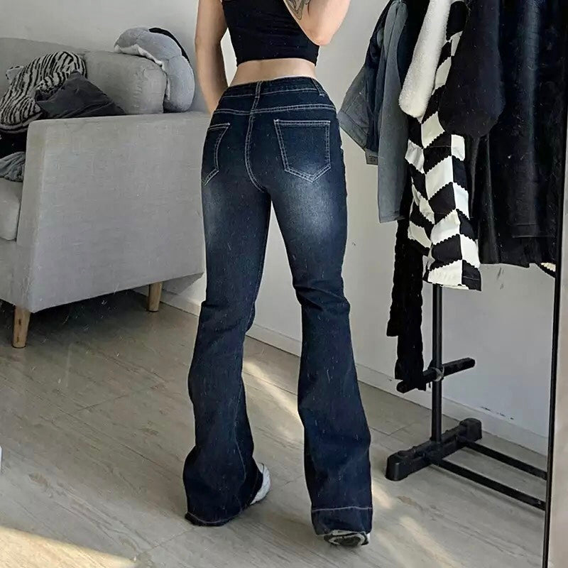 Jeans svasati a vita bassa iconici Y2K in denim lavaggio scuro