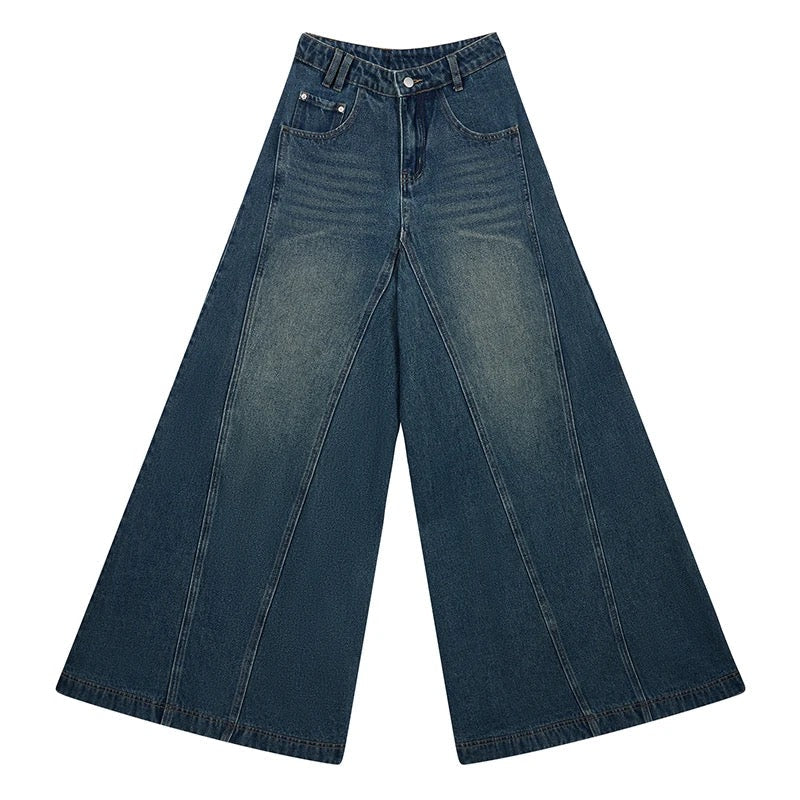 Y2K Jeans mit extrem hohem Beinausschnitt und mittlerer Leibhöhe