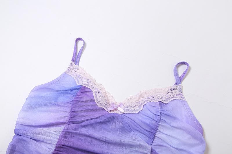 Rückenfreies Camisole-Oberteil aus Netzstoff mit Spitzensaum und V-Ausschnitt und Batikmuster