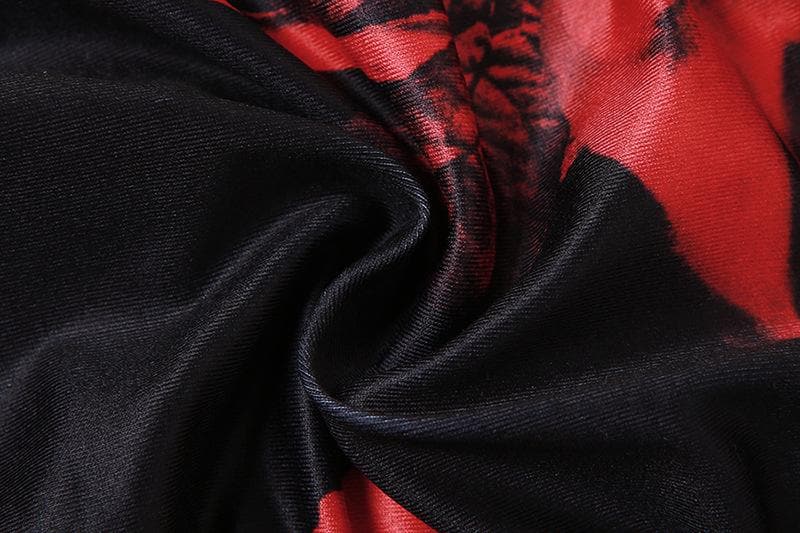 Hosenset mit gerüschtem Neckholder und Blumenapplikation zum Selbstbinden und kontrastierendem Rosenmuster