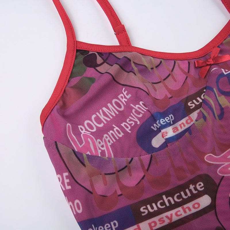 Top canotta patchwork in rete con volant e scollo a U con stampa di lettere