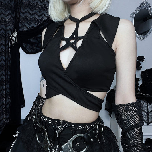 Hollow out halter turnover collar sleeveless solid crop top