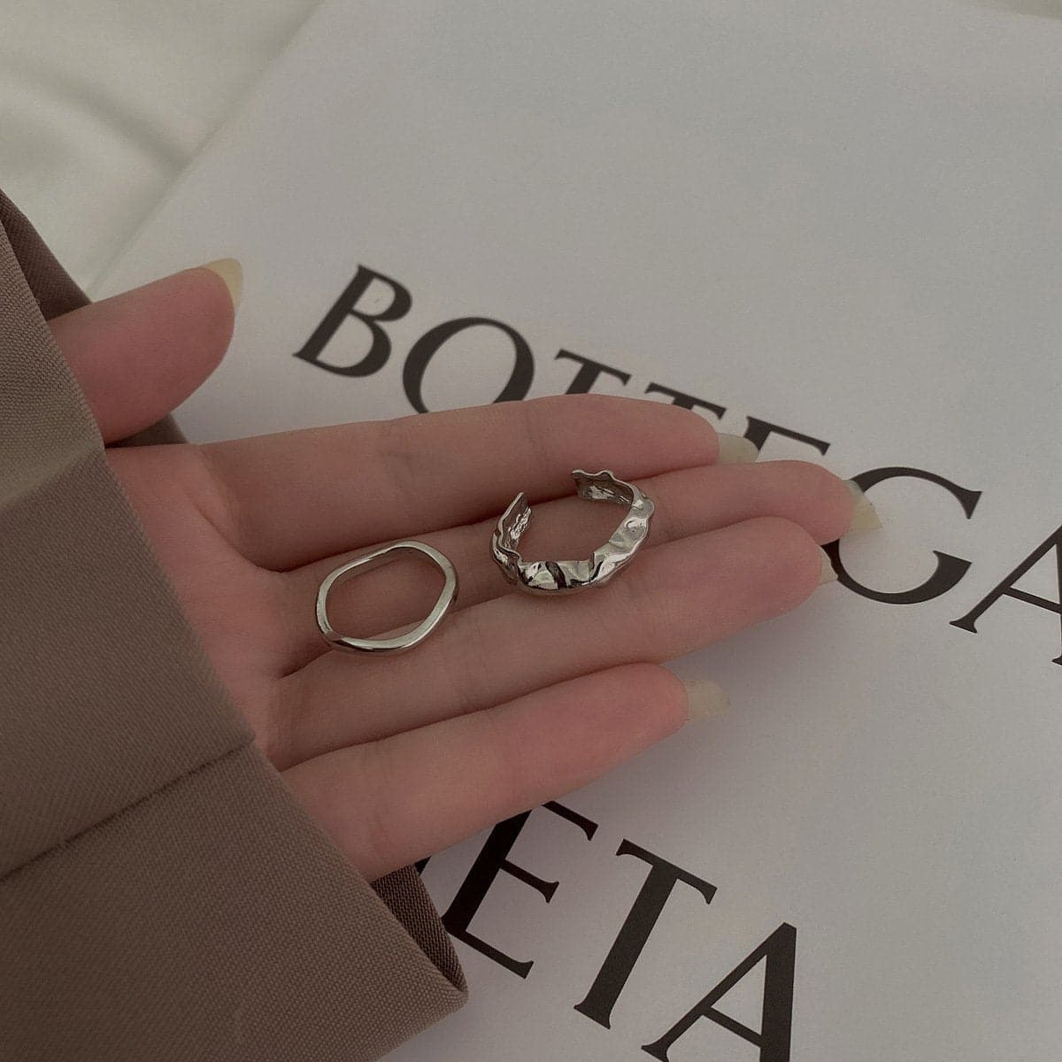 Gerüschter, massiver, zweiteiliger offener Ring
