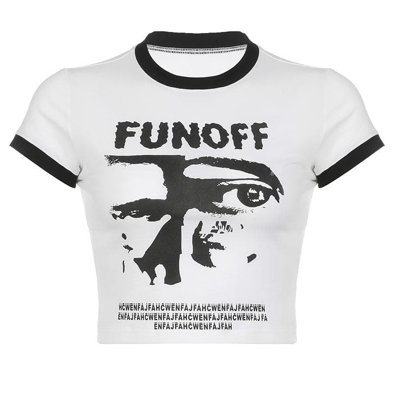 Top corto a maniche corte con scollo rotondo a contrasto e motivo "FUNOFF"