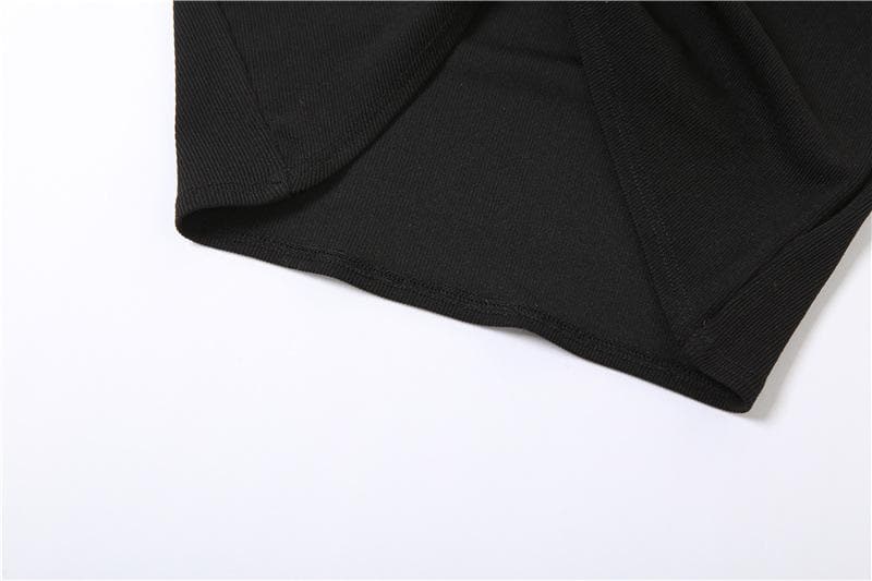 Top corto in tinta unita con scollo a giro senza maniche e arricciato
