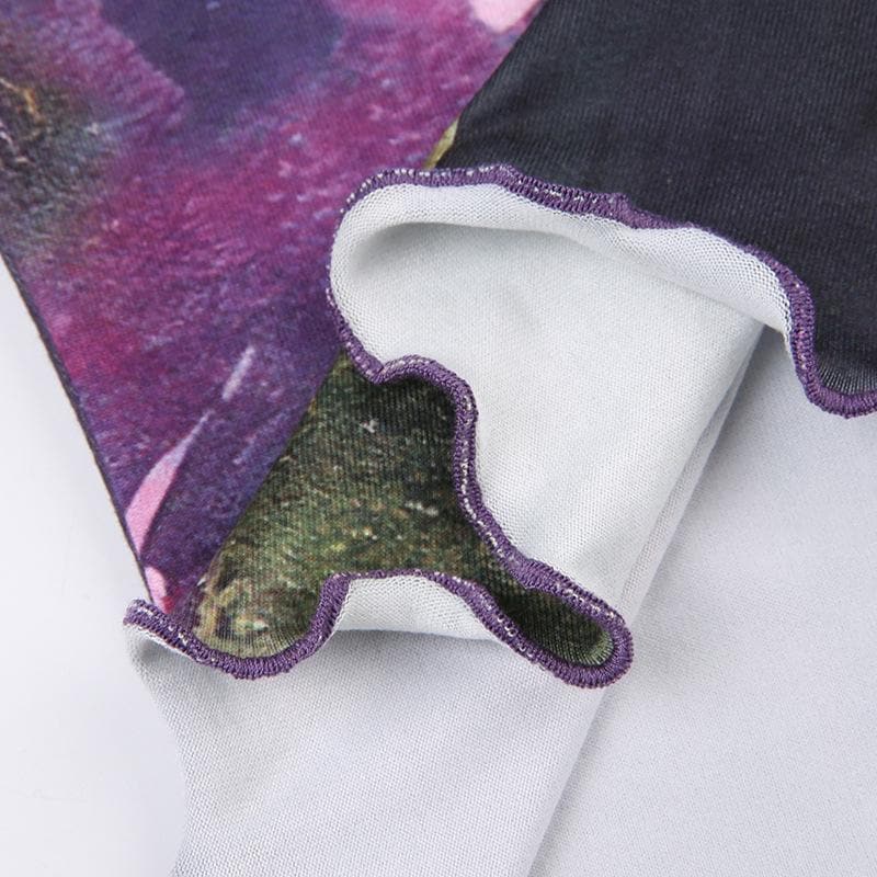 Rückenfreies Camisole-Crop-Top mit Rüschen und Blumenmuster in Kontrastfarbe und quadratischem Ausschnitt