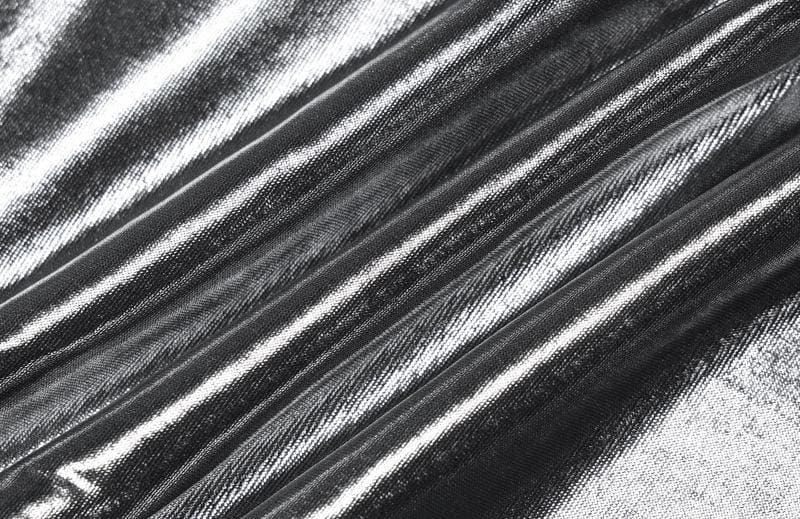 Top corto con scollo a cappuccio e maniche a cappuccio metalliche arricciate