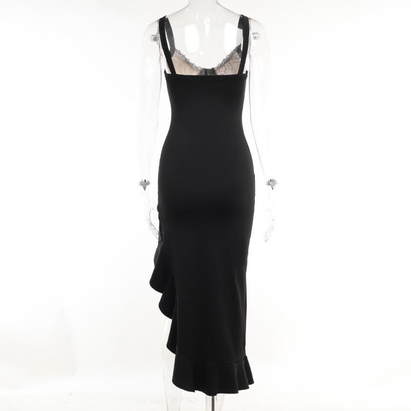 Rückenfreies Midikleid aus Spitze mit Rüschenschlitz, V-Ausschnitt und unregelmäßigem Camisole