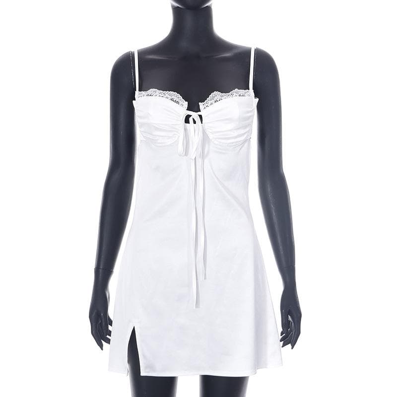 Solid lace hem ruched self tie backless slit cami mini dress