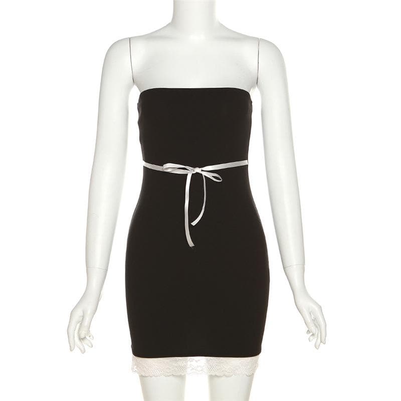 Rückenfreies Mini-Tube-Kleid mit Spitzensaum und Schlitz zum Selbstbinden