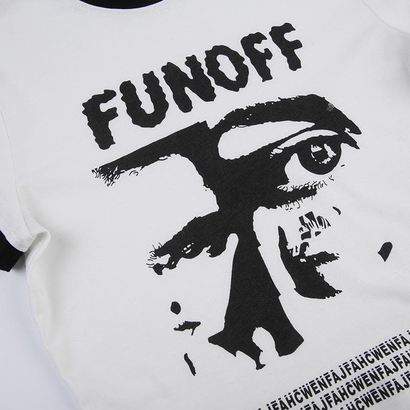 Top corto a maniche corte con scollo rotondo a contrasto e motivo "FUNOFF"