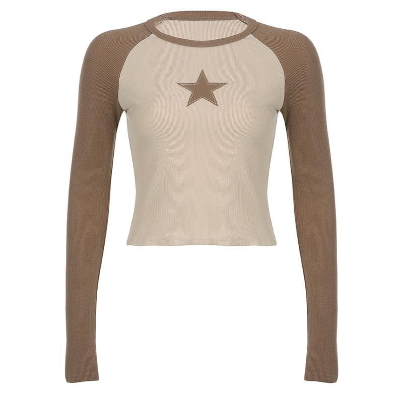 Maglia a maniche lunghe con scollo rotondo e coste a contrasto con patchwork di stelle