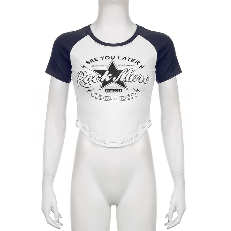 Maglia girocollo a maniche corte con motivo a stelle patchwork a contrasto