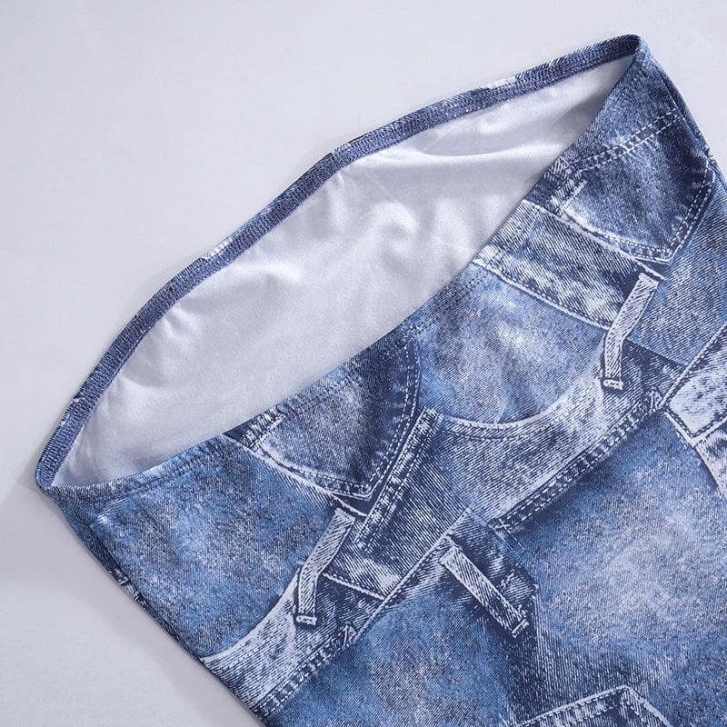Rückenfreies, ärmelloses Tube-Minikleid mit Jeans-Print und Kontrast
