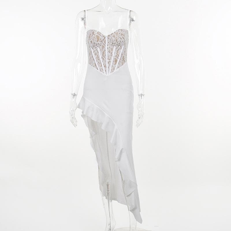 Maxikleid mit kontrastierendem Korsett und herzförmigem Ausschnitt, Rüschen und unregelmäßigem Camisole