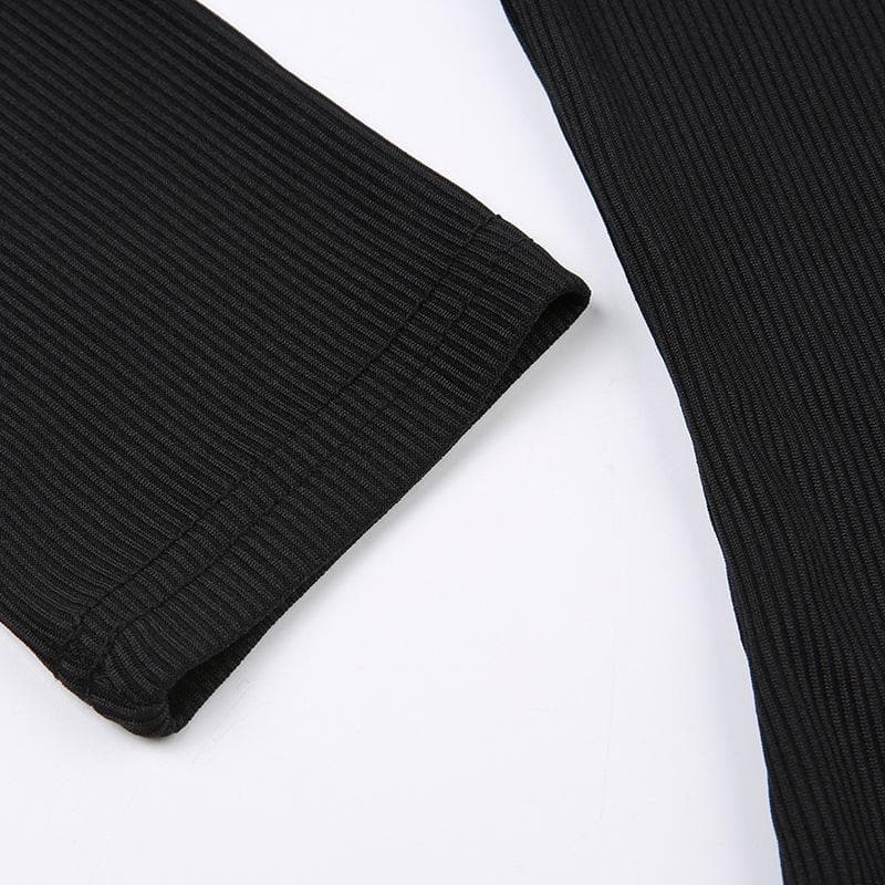 Top a coste con maniche lunghe e spalle scoperte