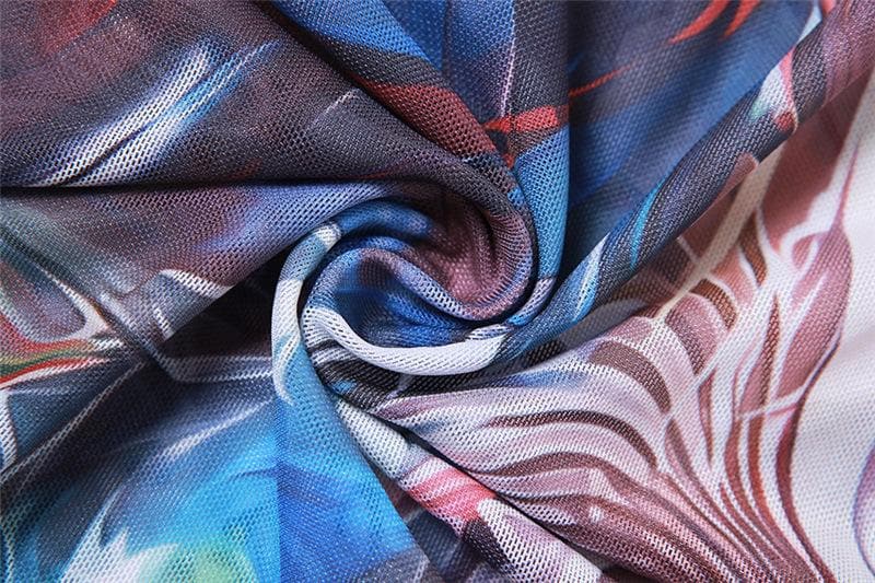 Ärmelloses Maxikleid aus transparentem Netzstoff mit abstraktem Druck und kontrastierenden Rüschen