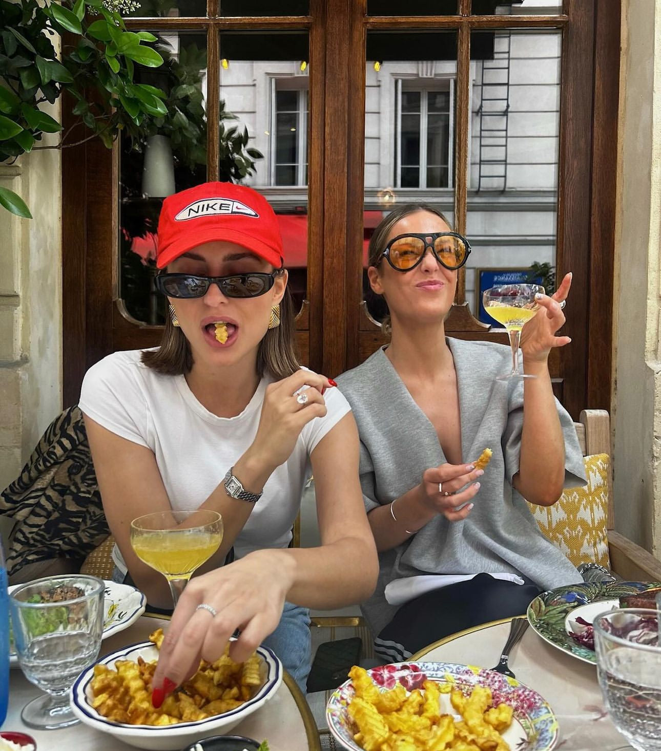 Neue modische Sonnenbrille mit großem Rahmen