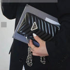 Schwarze Handytasche mit Bling-Design
