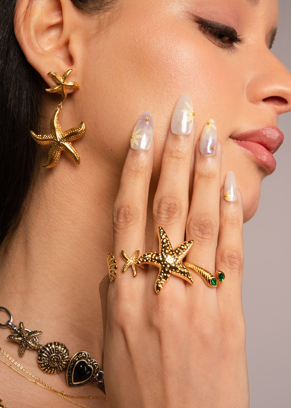Goldener Ring „Natalia“ mit Seestern