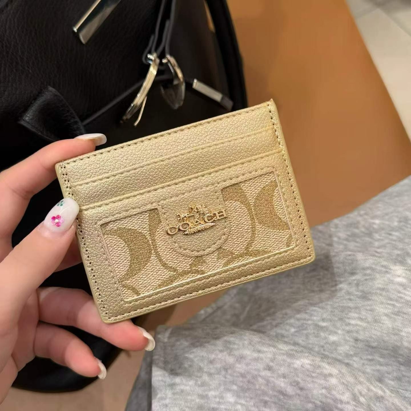 Fresh Card Holder