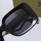 Luxuriöse Sonnenbrille mit quadratischem Rahmen