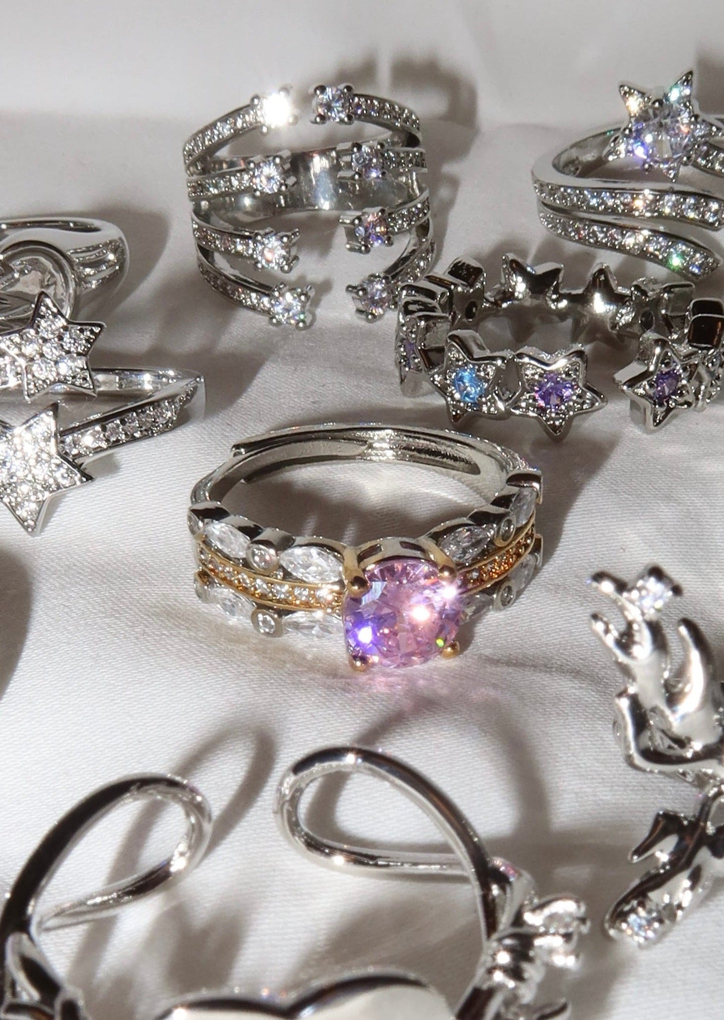 Anello con diamanti rosa royalty