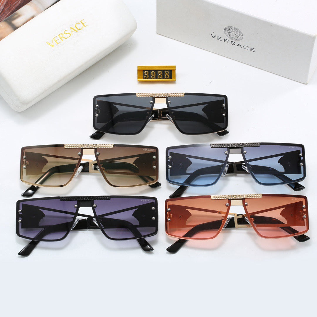 Occhiali da sole in metallo alla moda