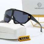 Coole Sonnenbrille mit großem Rahmen